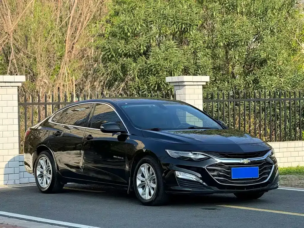 Chevrolet Malibu XL — фото 9