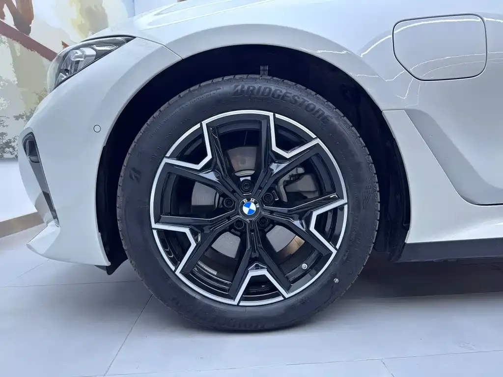 BMW i3 — фото 4