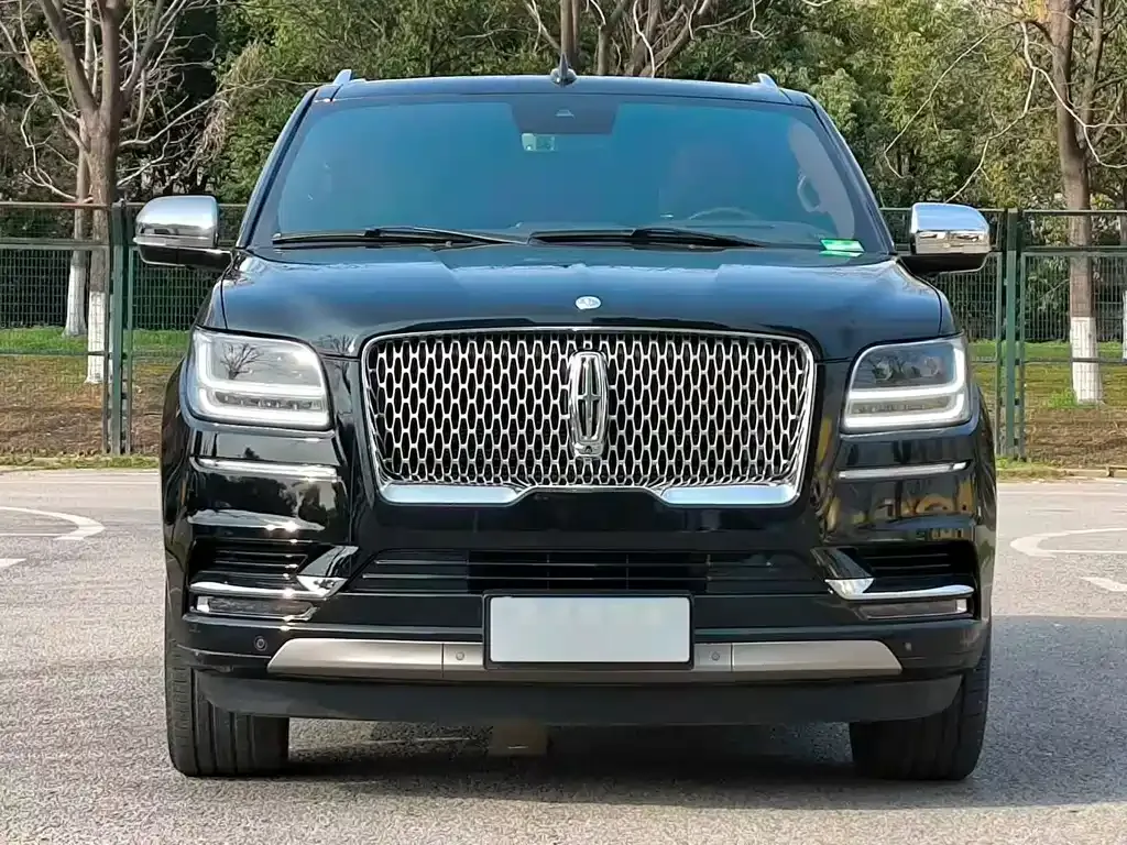 Lincoln Navigator — фото 8