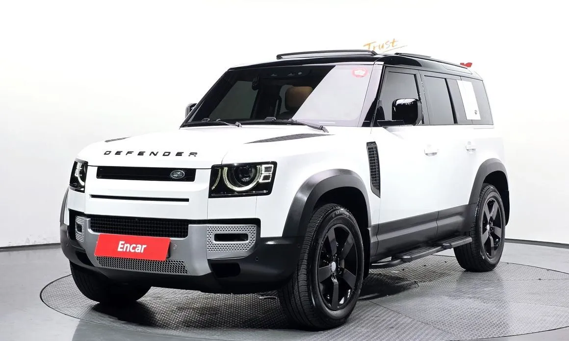 Land Rover Defender — фото 1