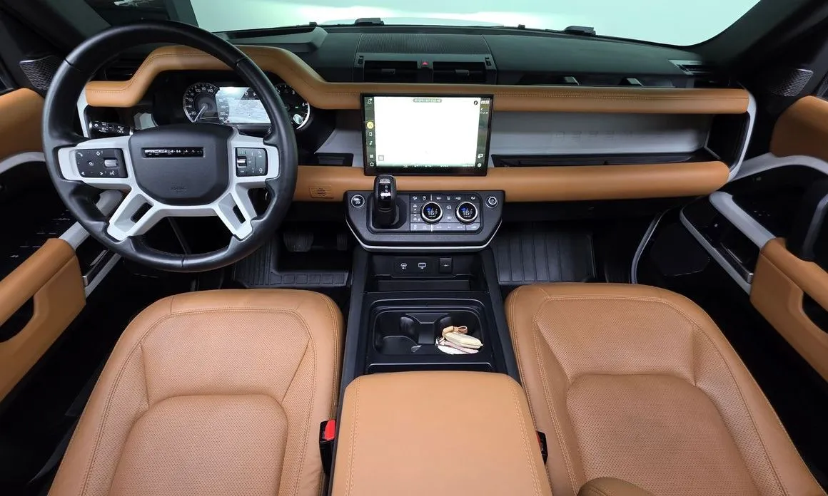 Land Rover Defender — фото 8