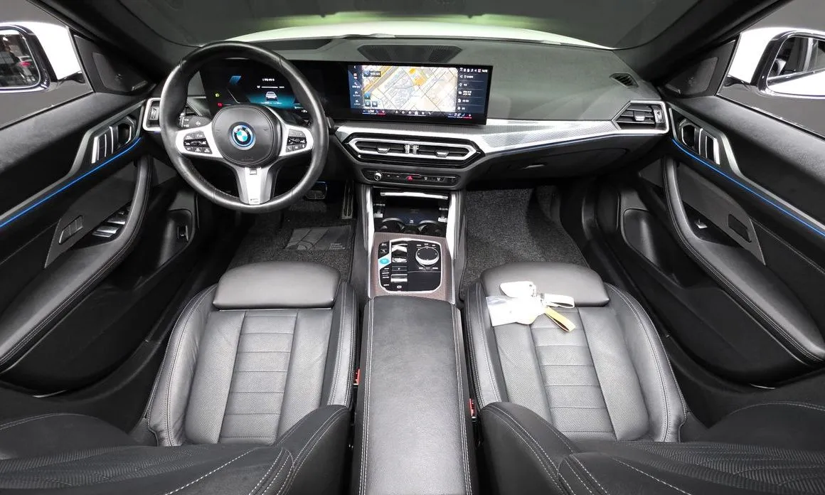 BMW i4 — фото 10