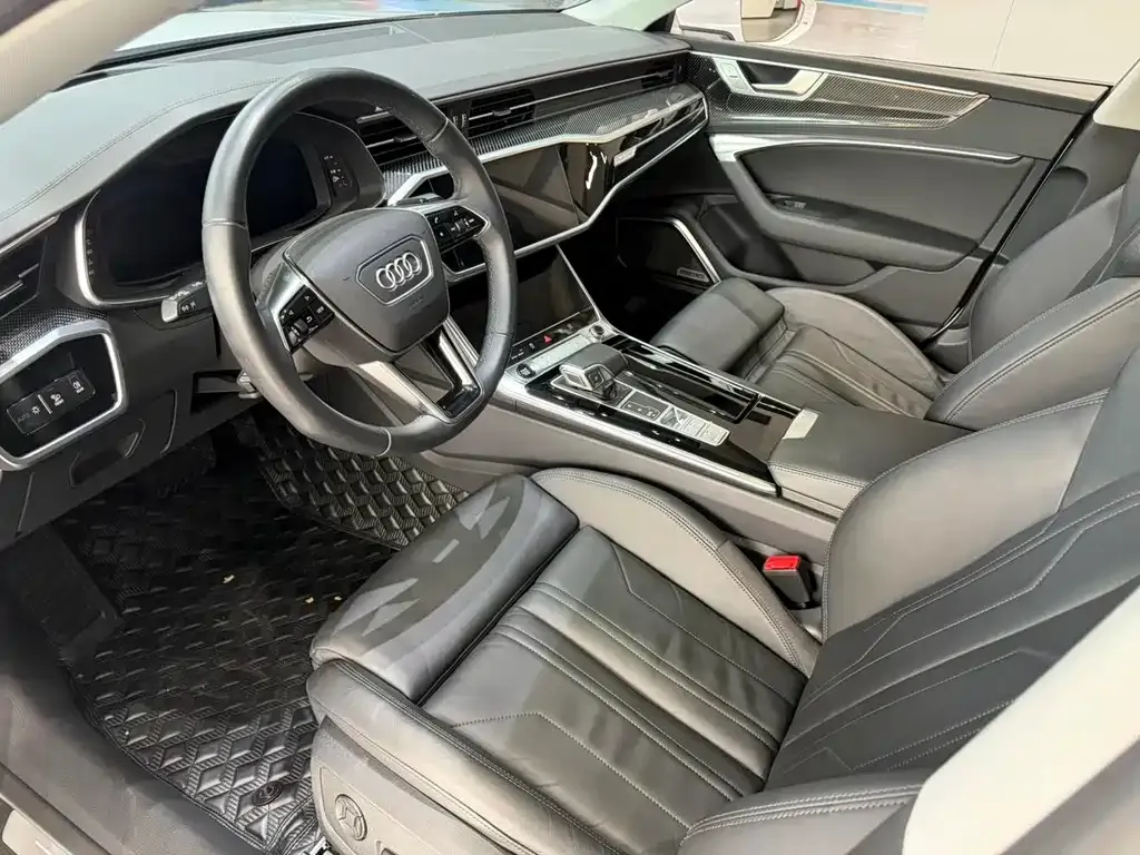 Audi A7 — фото 7