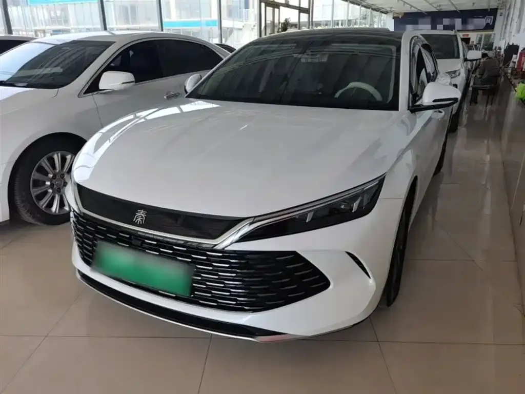 BYD Qin L — фото 1
