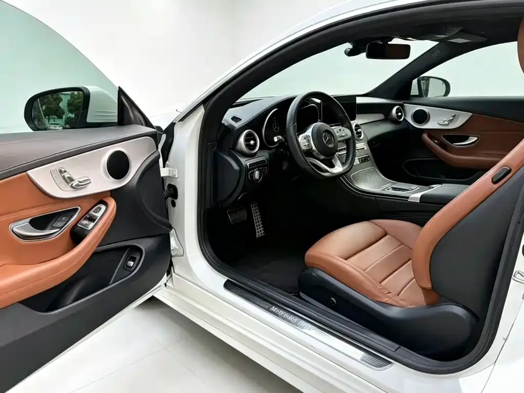 Mercedes-Benz C-Class (Import) — фото 3