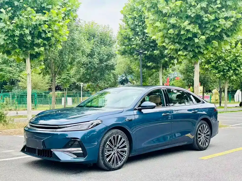 Geely 银河A7 EM — фото 1