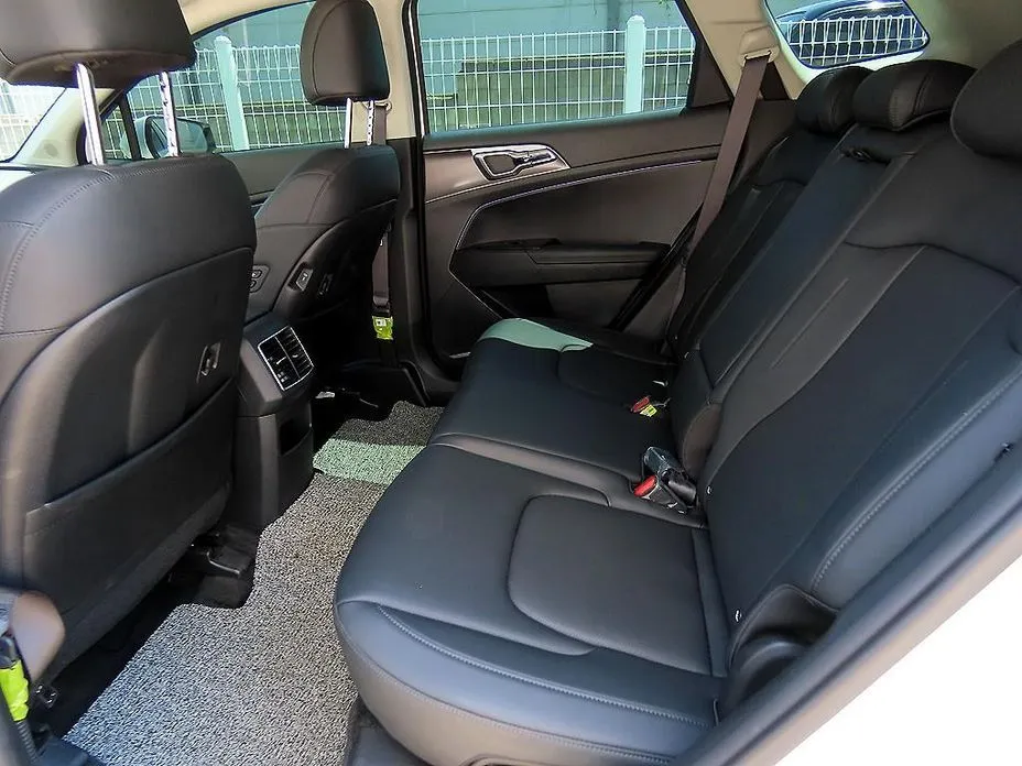 Kia Sportage — фото 5