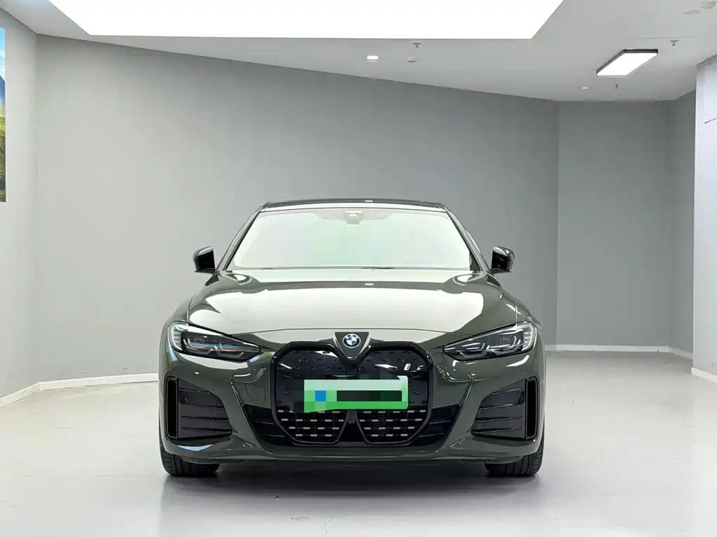 BMW i4 — фото 2