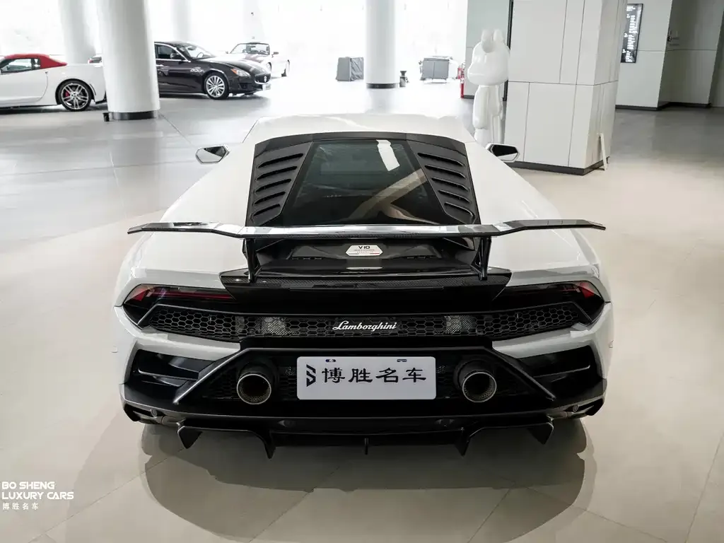 Lamborghini Huracan — фото 9