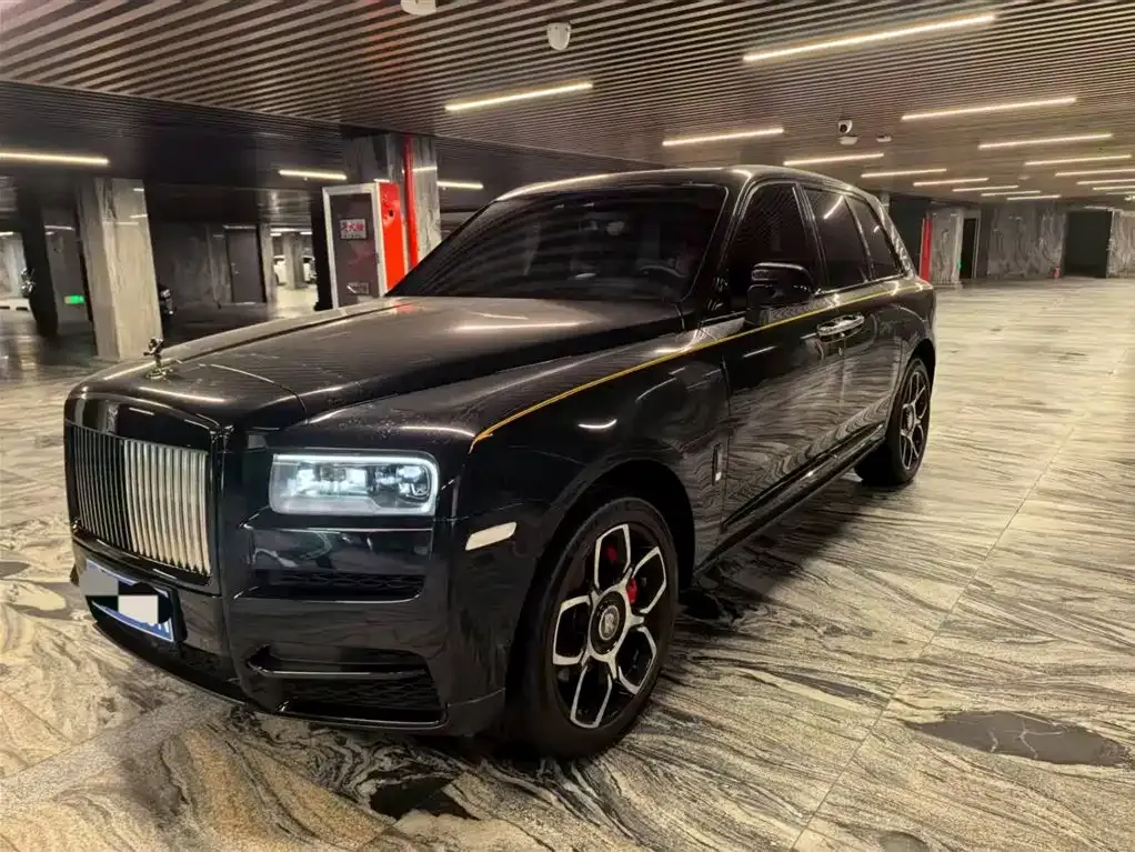 Rolls-Royce Cullinan — фото 1