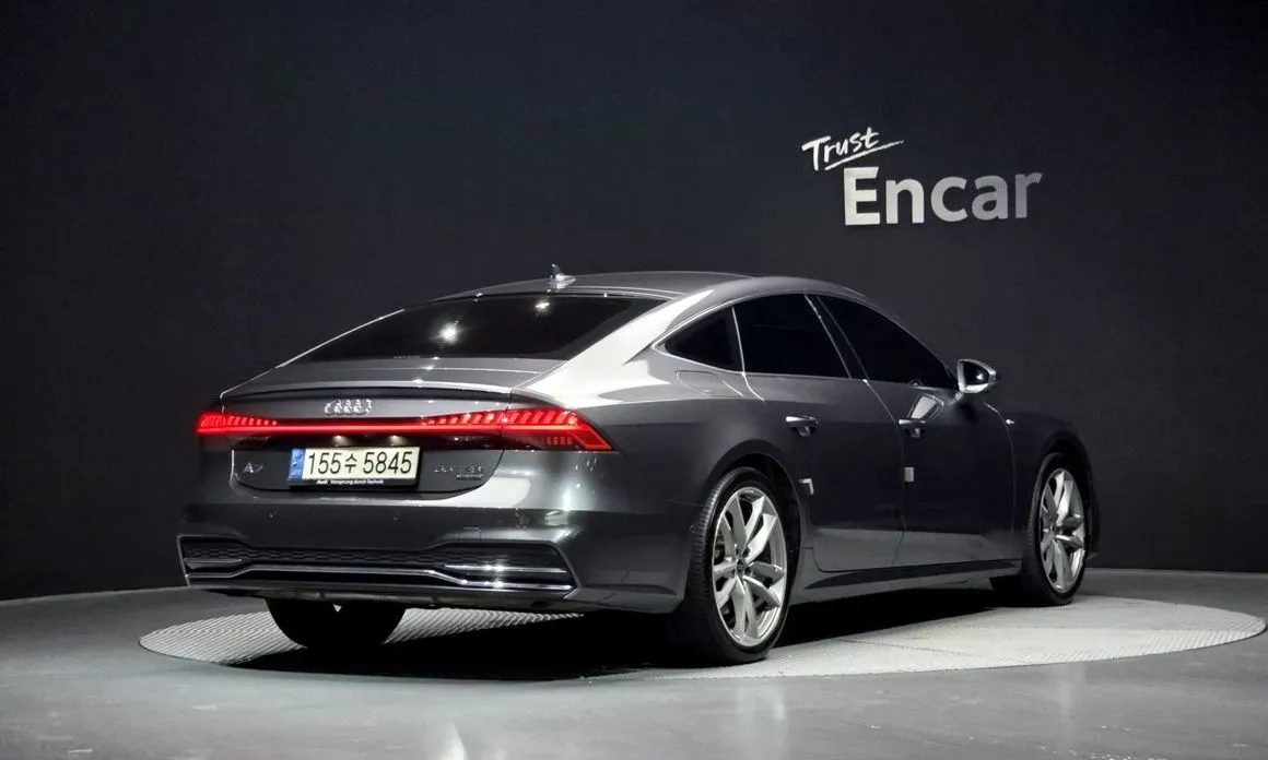 Audi A7 — фото 9