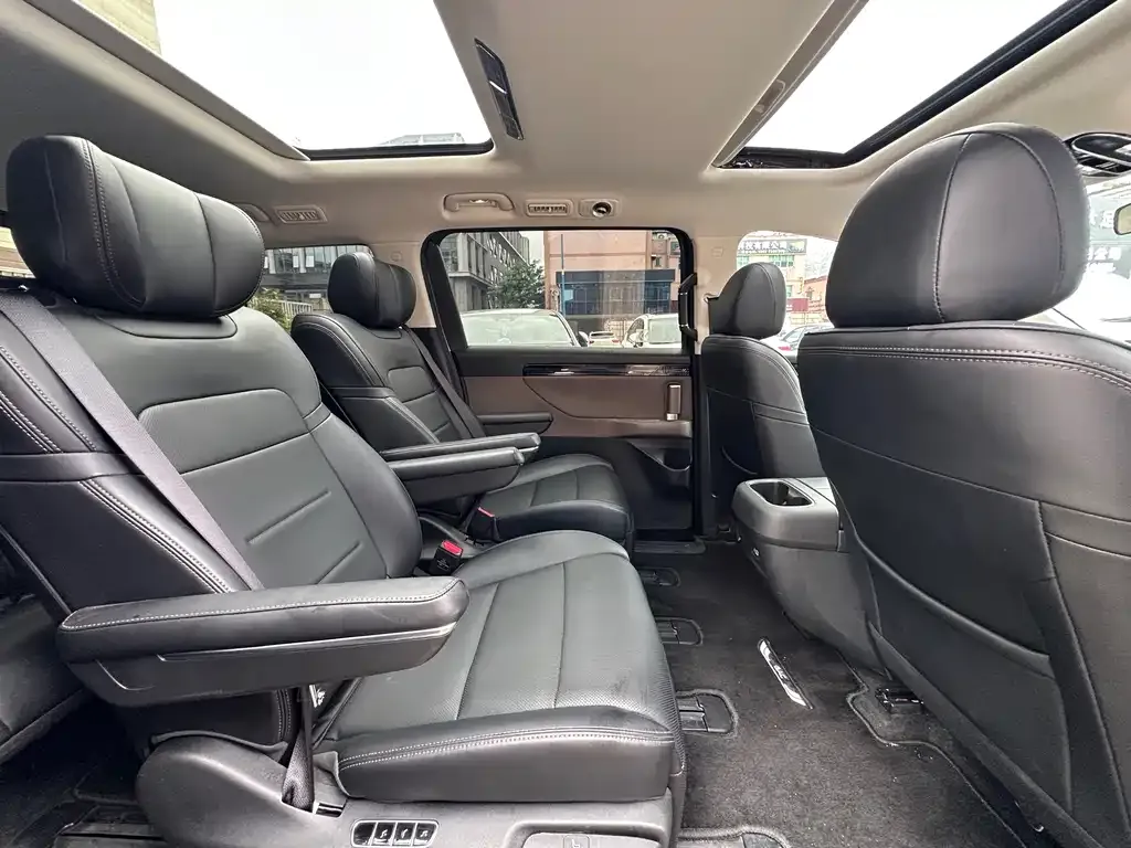 GAC Motor Trumpchi E8 — фото 4