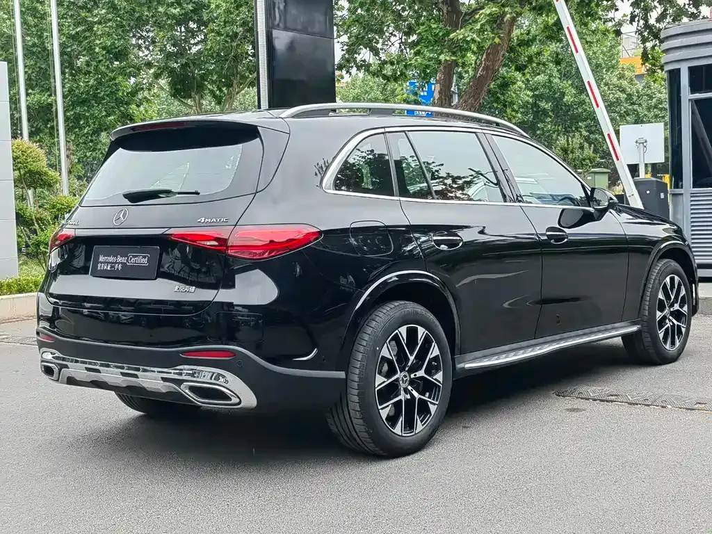 Mercedes-Benz GLC PHEV — фото 8