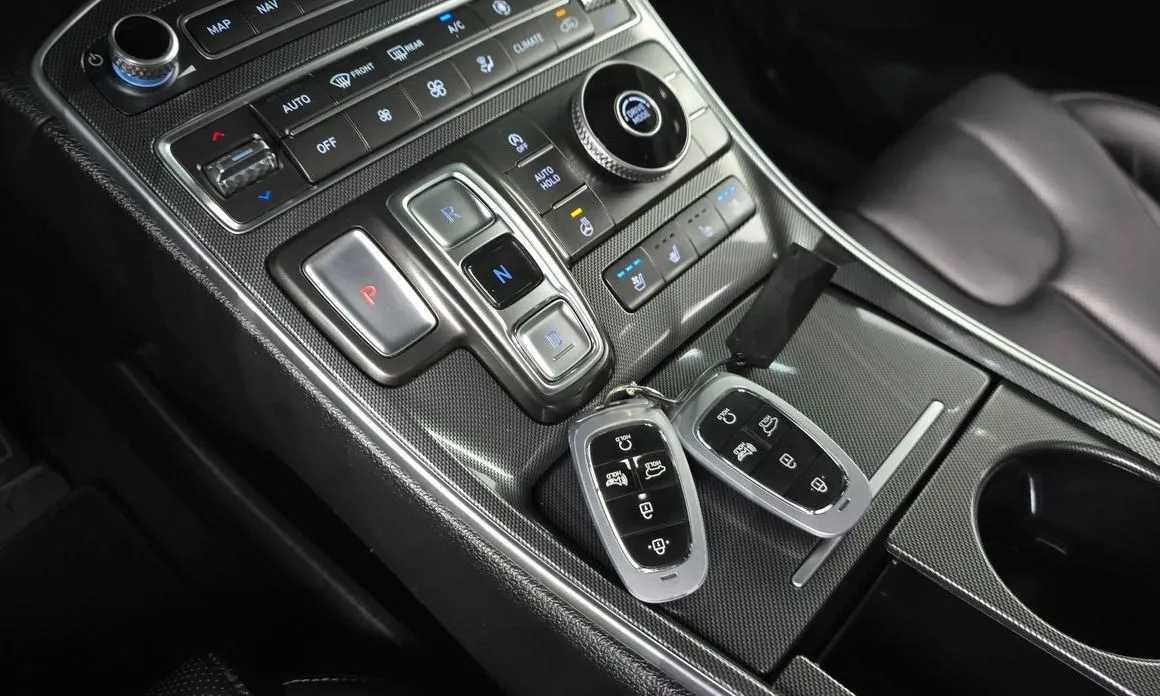 Hyundai Santafe — фото 9
