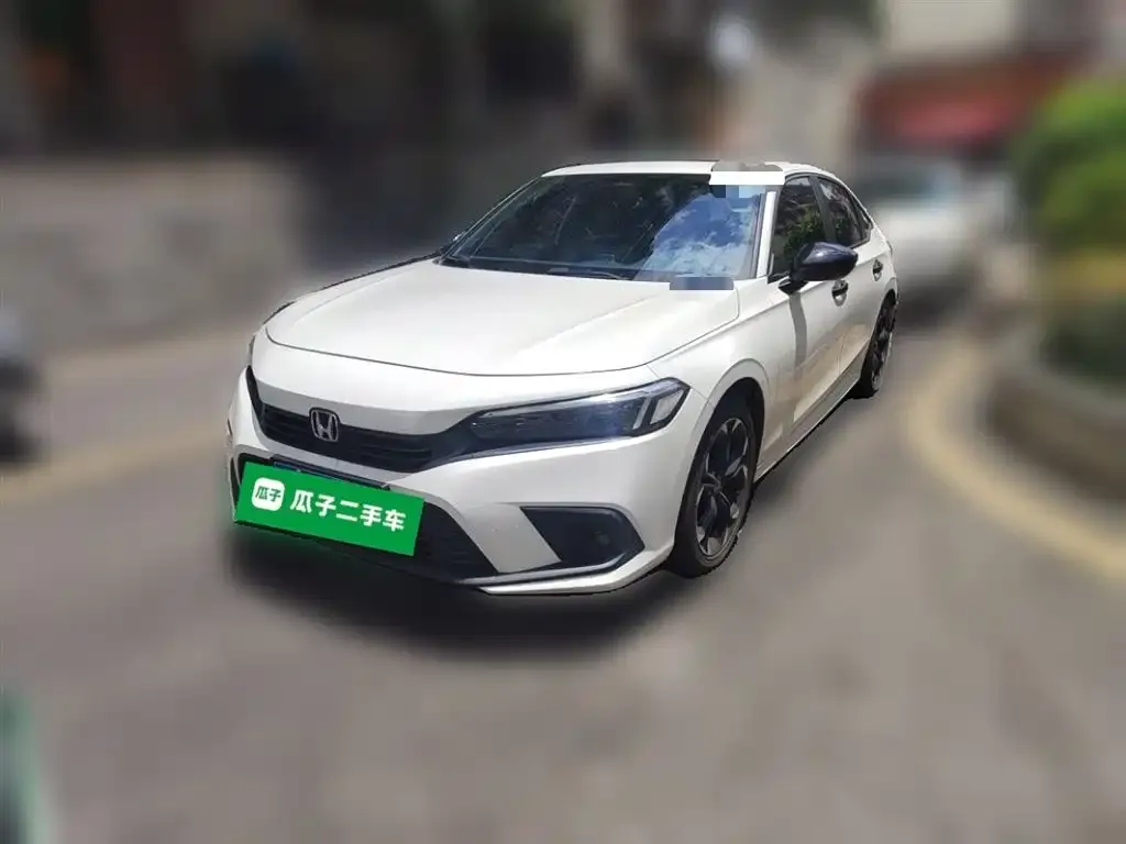 Honda Civic — фото 1