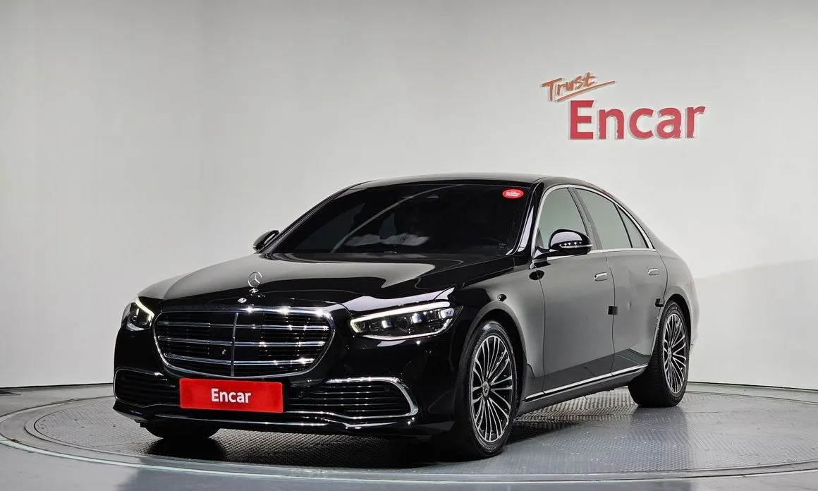 Mercedes-Benz S-Class — фото 1
