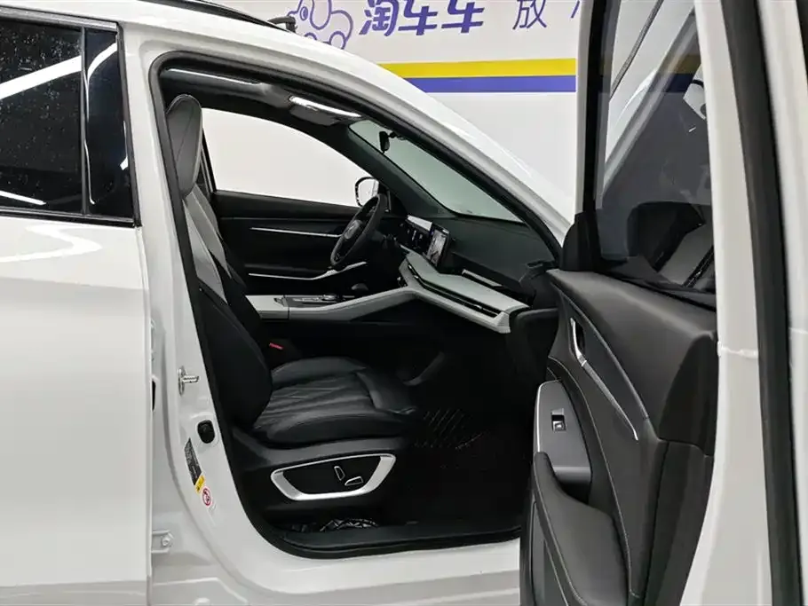 Changan CS75PLUS — фото 10