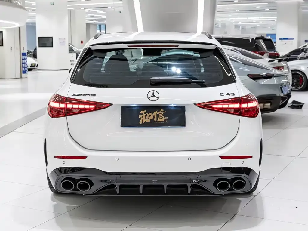 Mercedes-Benz C-Class AMG — фото 5