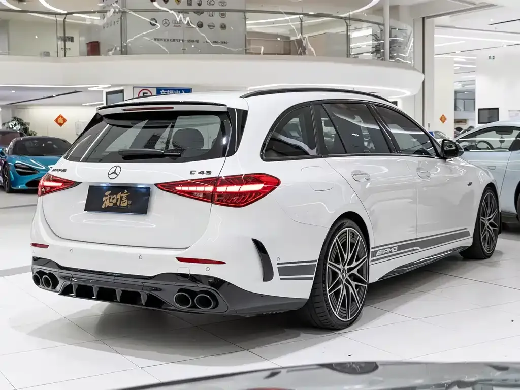 Mercedes-Benz C-Class AMG — фото 3