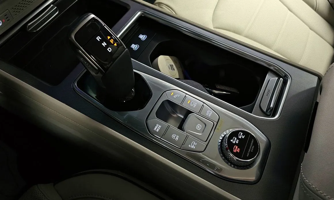 KG Mobility (Ssangyong) Rexton — фото 9