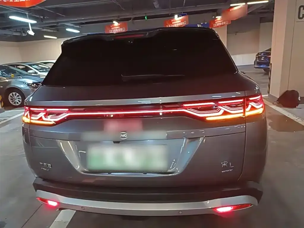 BYD L DM-i — фото 7