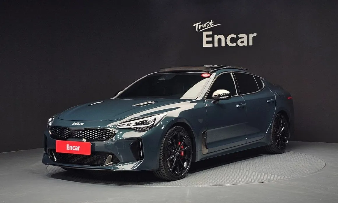 Kia Stinger — фото 1