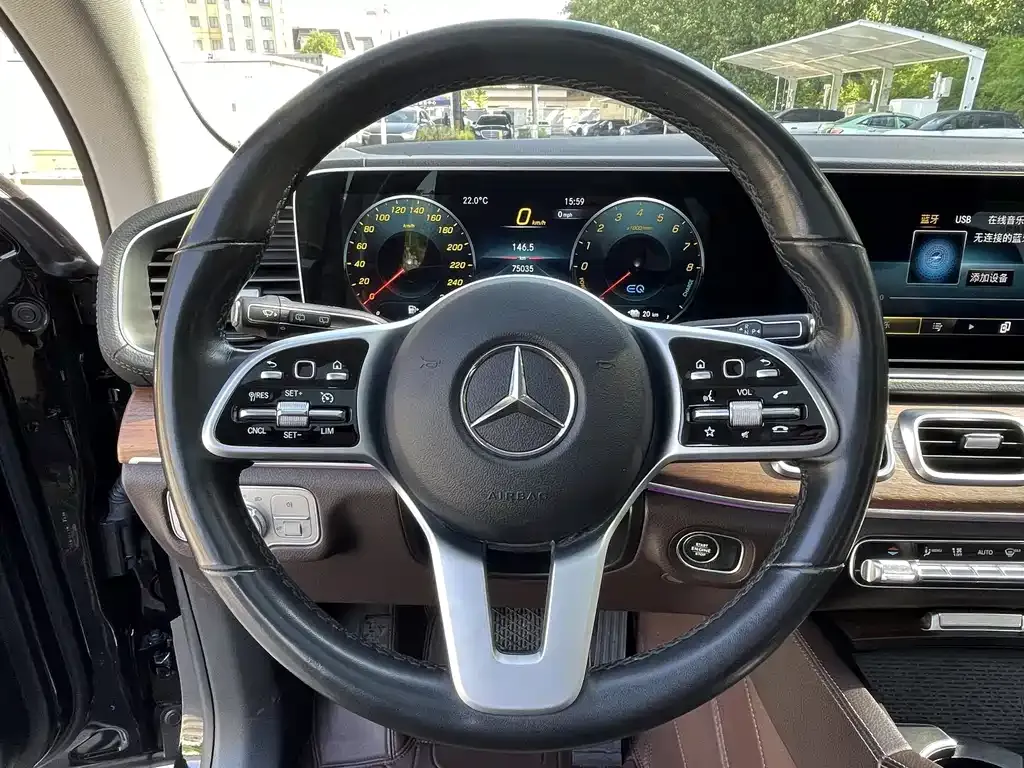 Mercedes-Benz GLE New Energy — фото 10