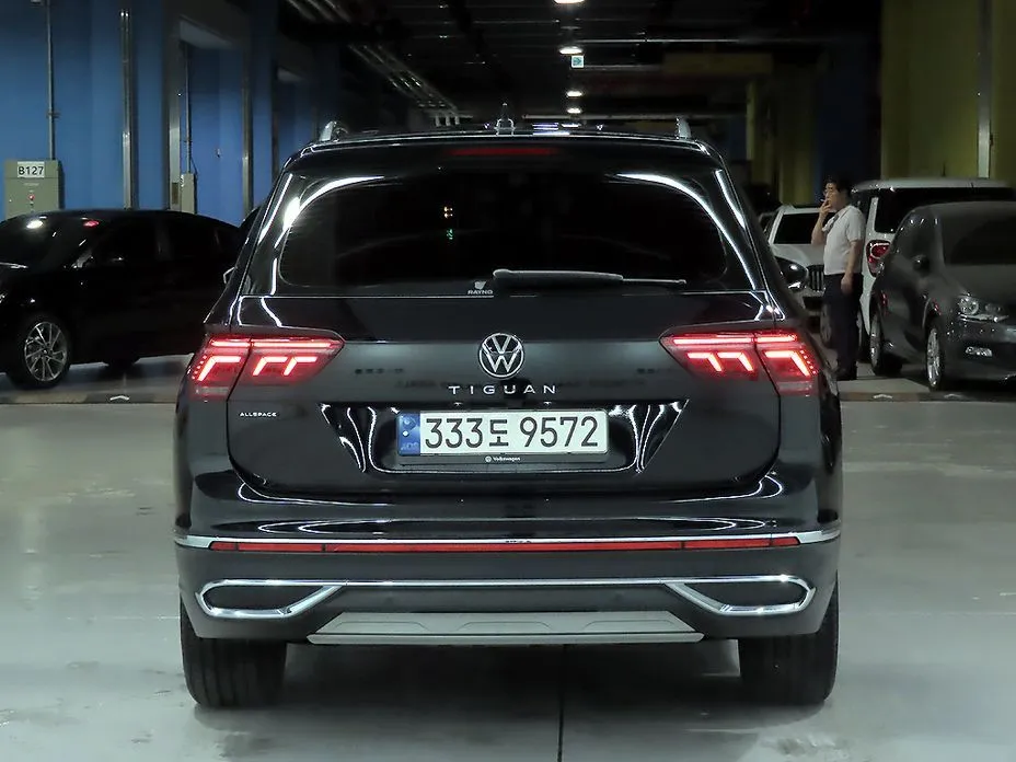 Volkswagen Tiguan — фото 10