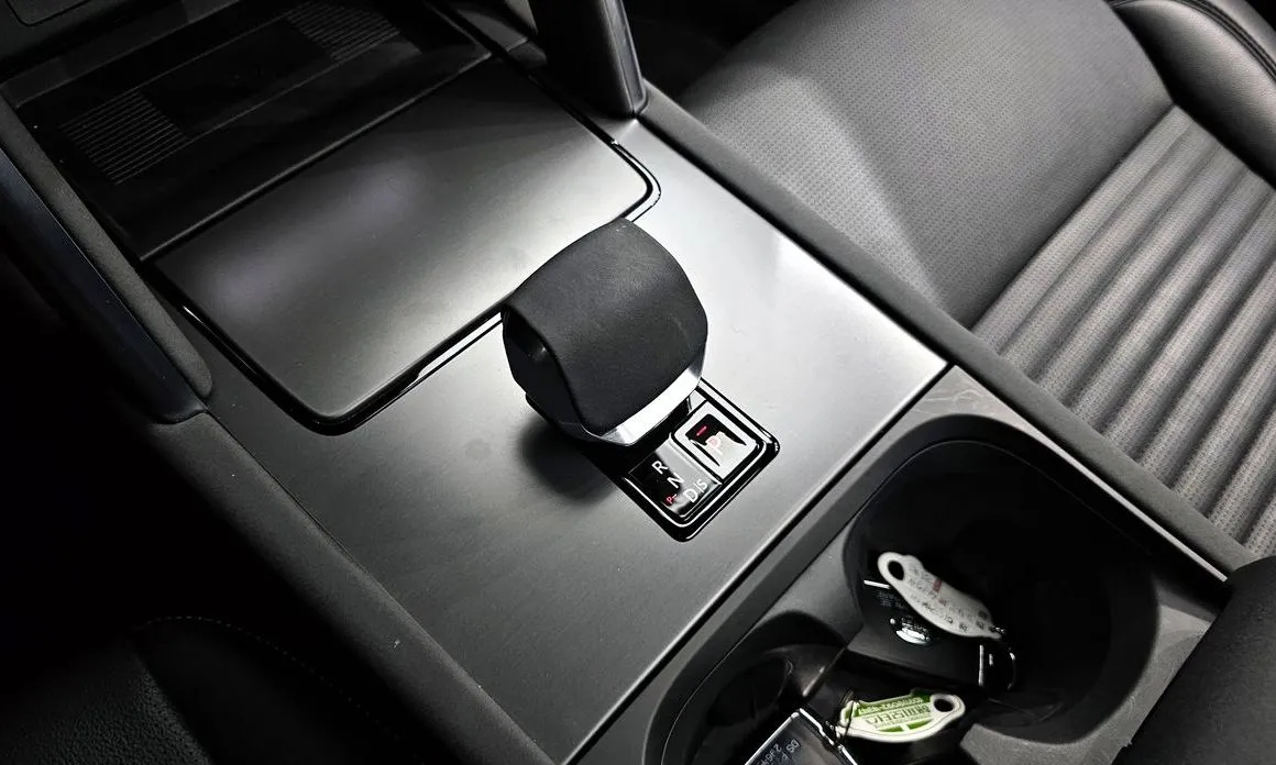 Land Rover Discovery Sport — фото 9
