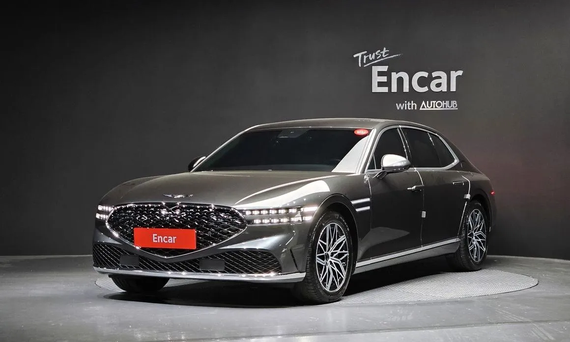 Genesis G90 — фото 1