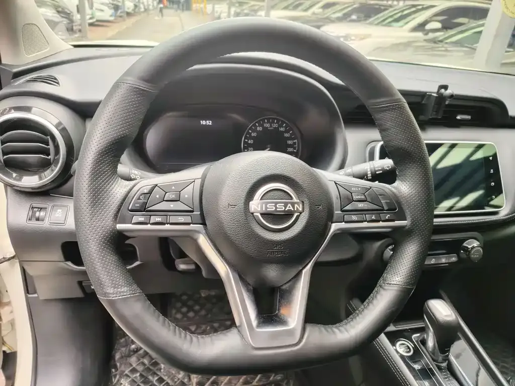 Nissan Kicks — фото 5