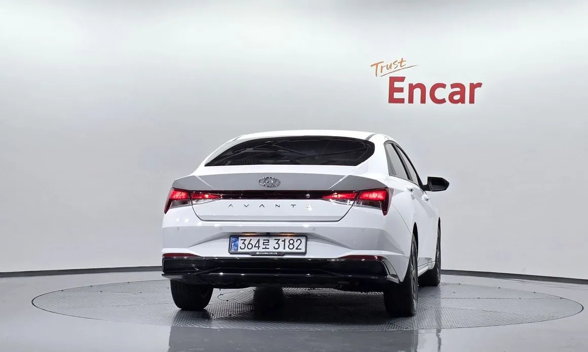 Hyundai AVANTE — фото 2