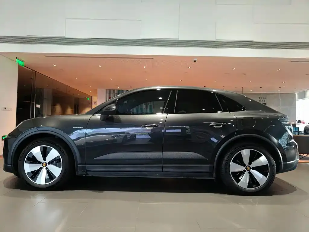 Porsche Macan EV — фото 8