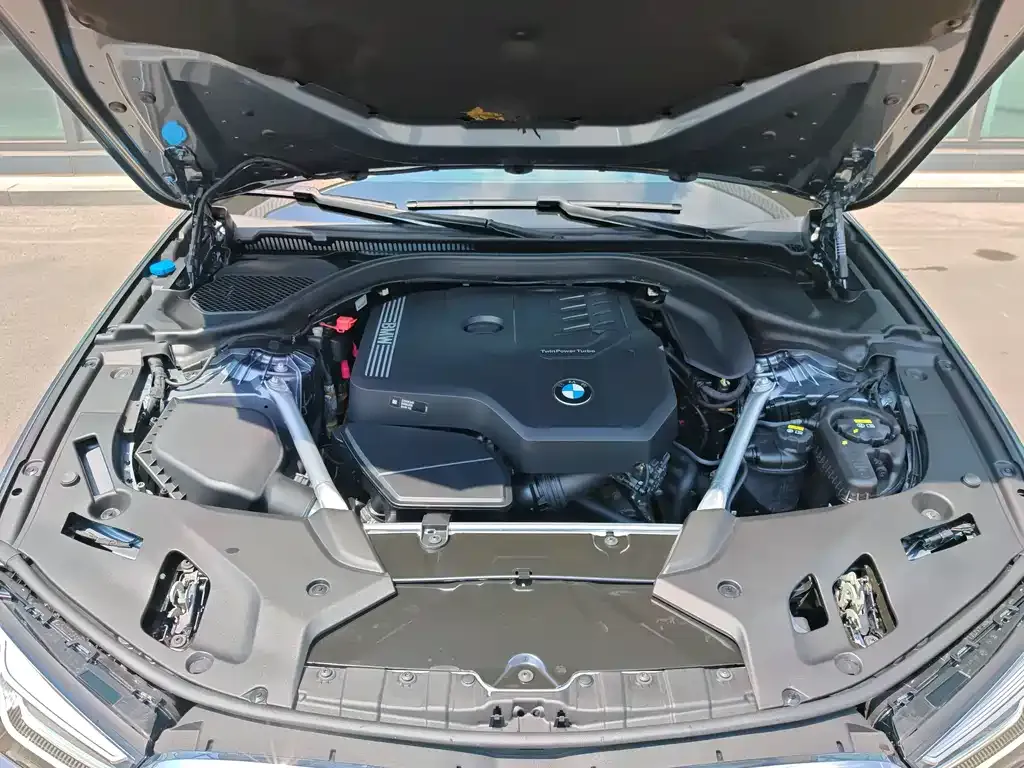 BMW 5 Series (Import) — фото 9