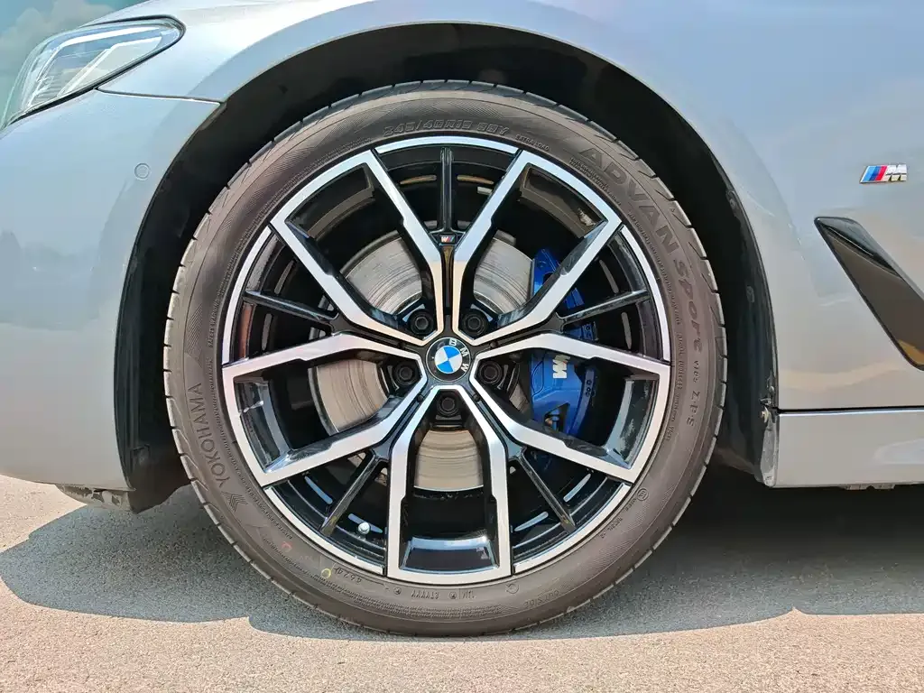 BMW 5 Series (Import) — фото 6