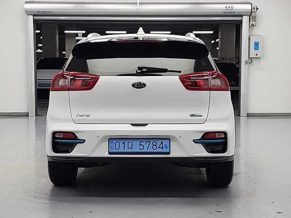 Kia Niro — фото 10