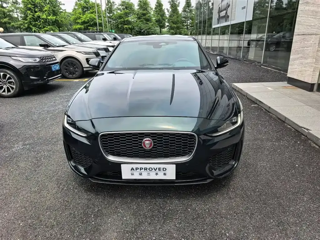 Jaguar XEL — фото 10