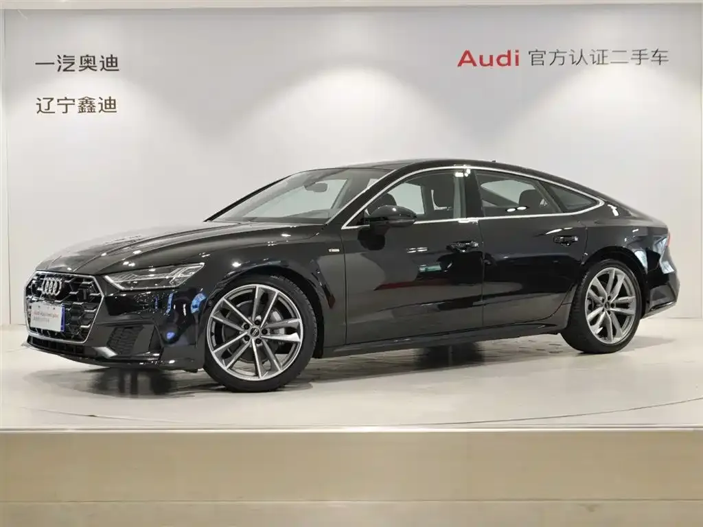 Audi A7 — фото 1