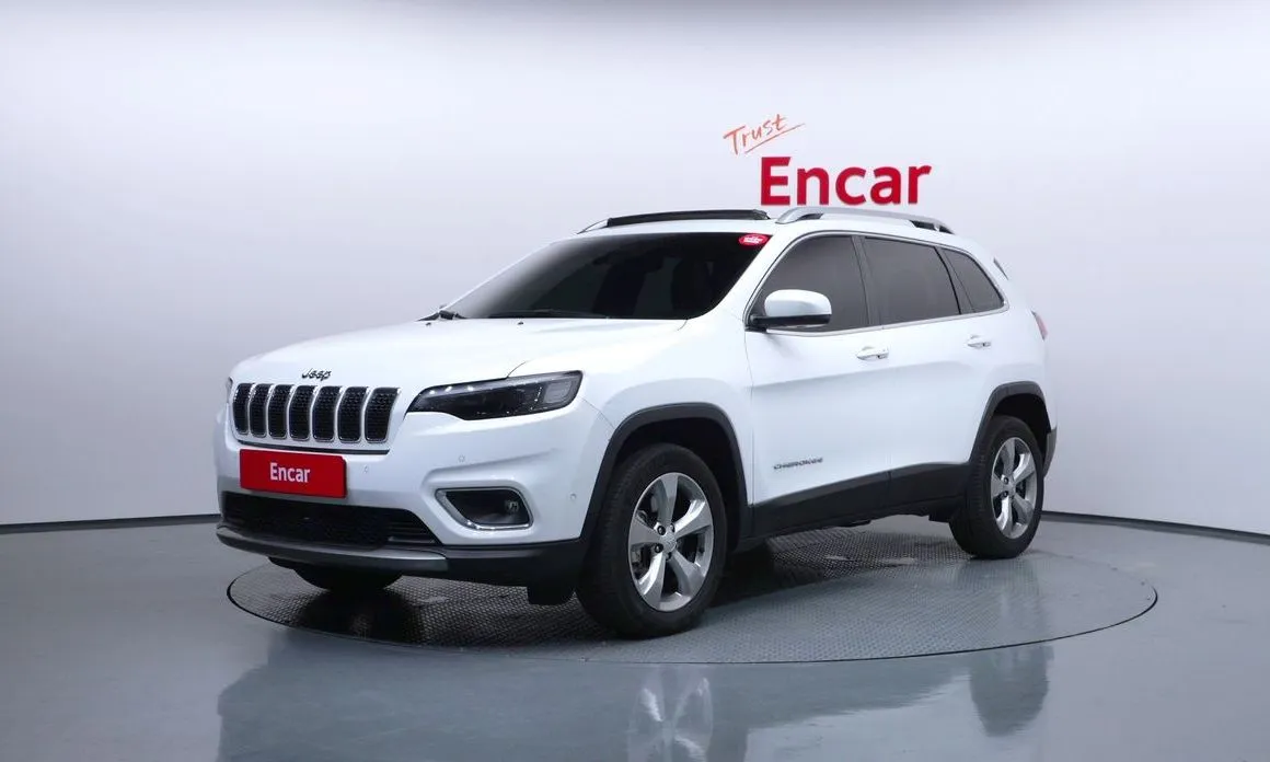 Jeep Cherokee — фото 1