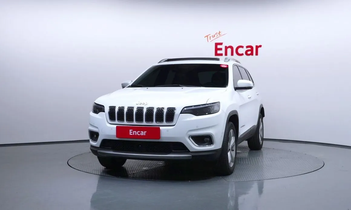 Jeep Cherokee — фото 8