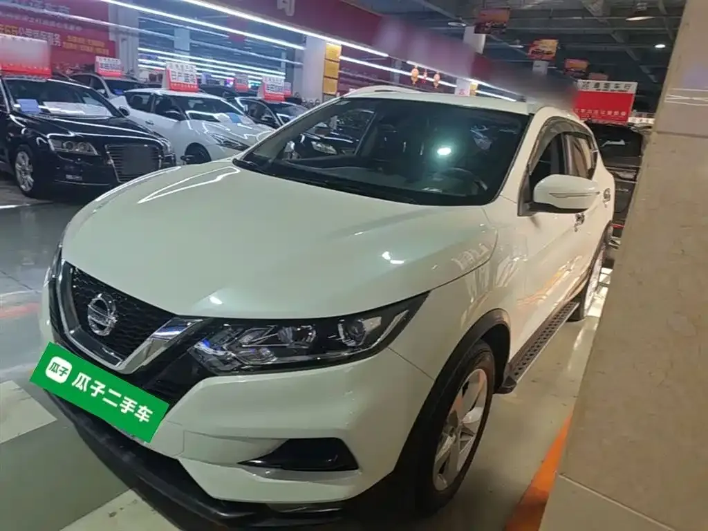 Nissan Qashqai — фото 4