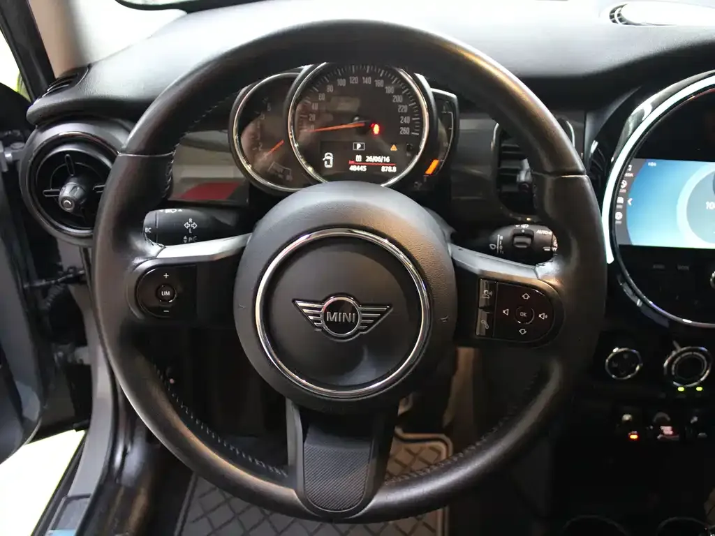 MINI Cooper (3-door) — фото 2