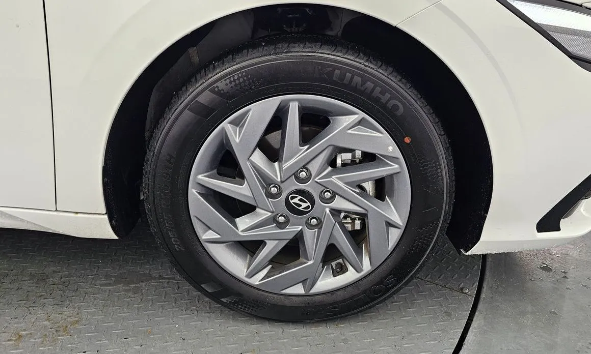 Hyundai AVANTE — фото 6
