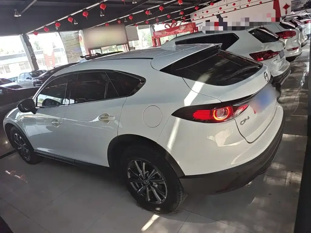 Mazda CX-4 — фото 9