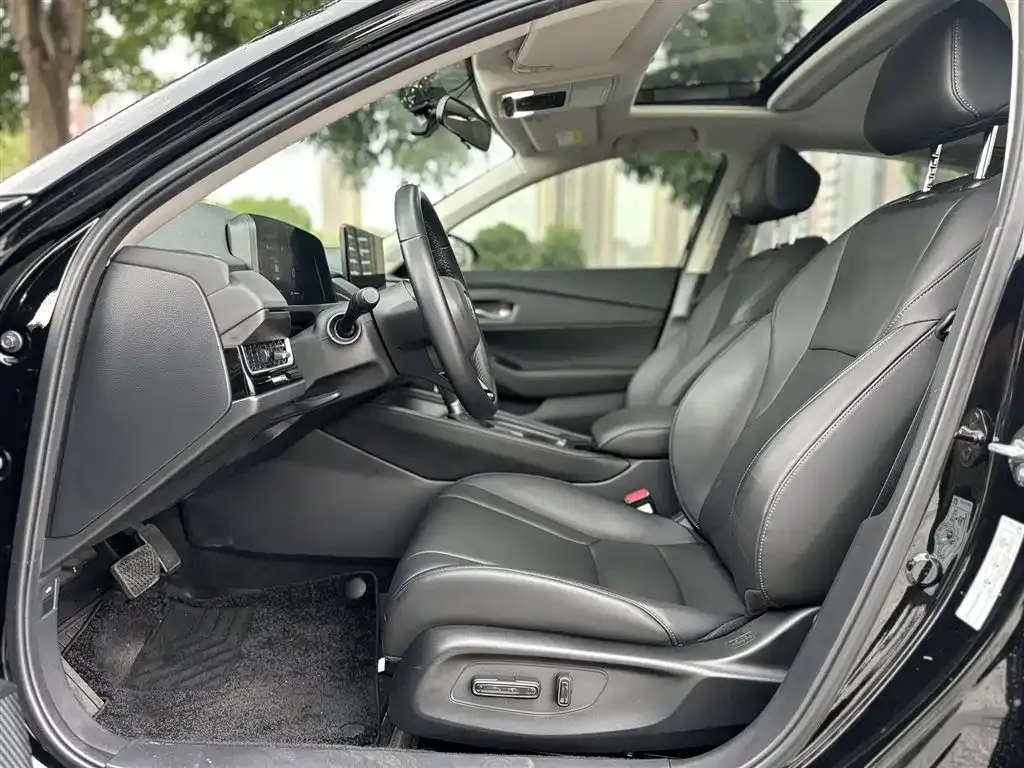 Honda Inspire — фото 6