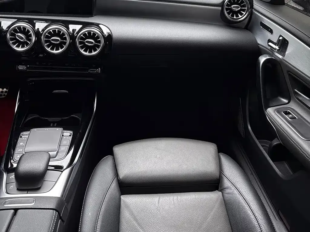 Mercedes-Benz A-Class AMG (Import) — фото 5
