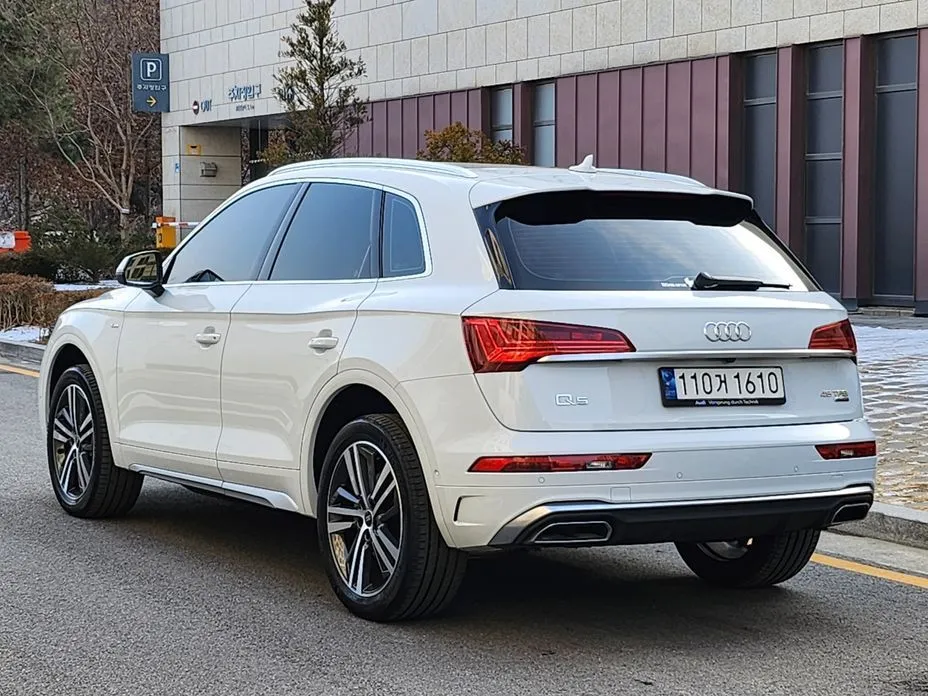 Audi Q5 — фото 9