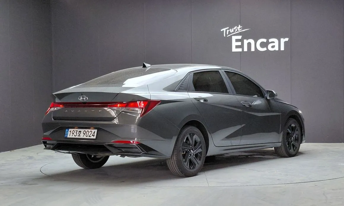 Hyundai AVANTE — фото 5
