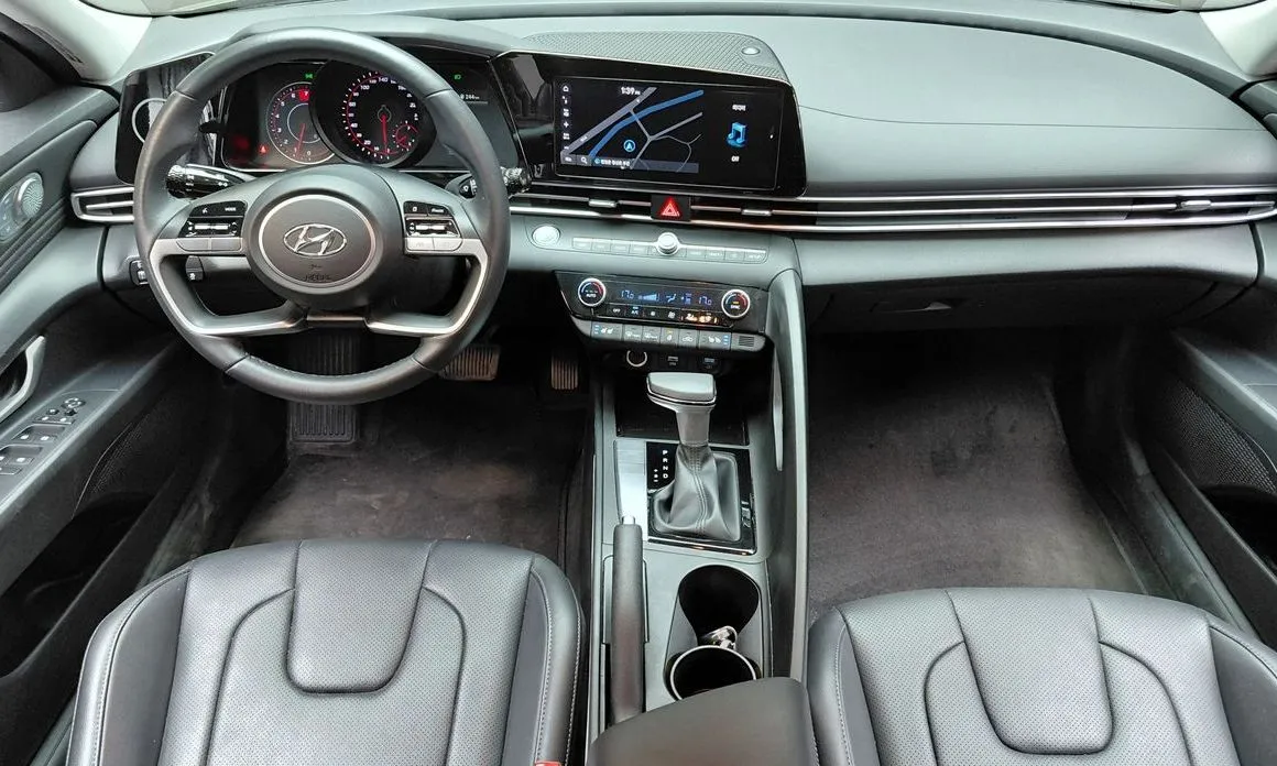 Hyundai AVANTE — фото 9