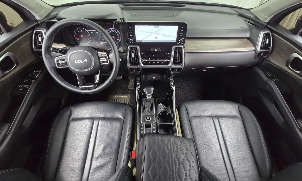 Kia Sorento — фото 6